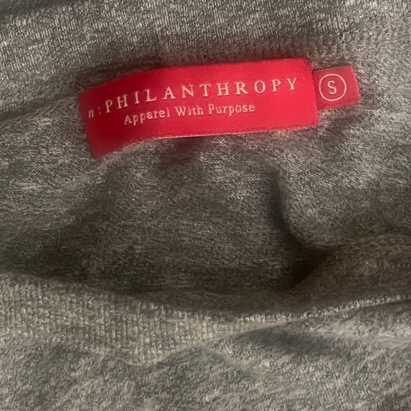 Philanthropy Small Gray Distressed Short Sleeve Tee - Picture 4 of 8